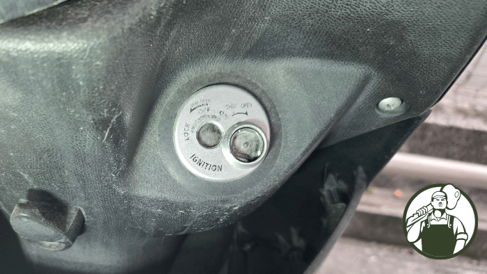 バイク 鍵屋 シャッター開け